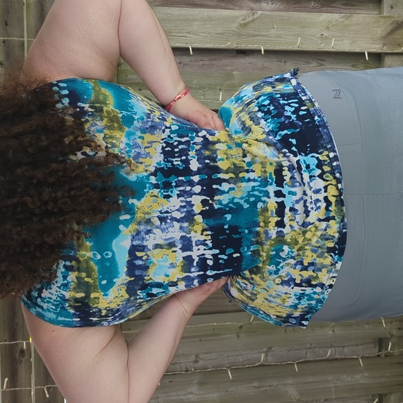 Watercolor Tank Top - Picture 2 of 5